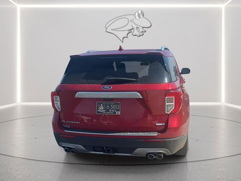 Used 2020 Ford Explorer Platinum w/ Premium Technology Package image 11