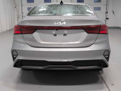 Certified 2023 Kia Forte LXS w/ LXS Technology Package image 8