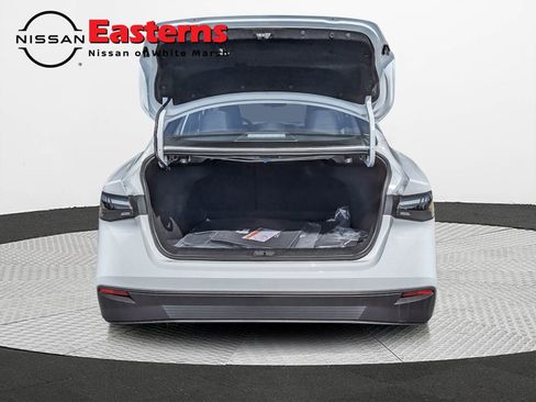 New 2026 Nissan Sentra SV FWD image 9