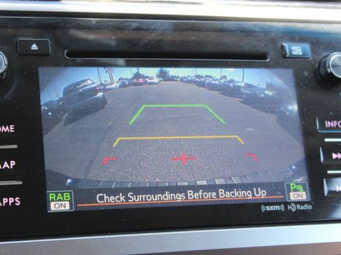 Used 2017 Subaru Outback 3.6R Touring AWD/4WD image 20