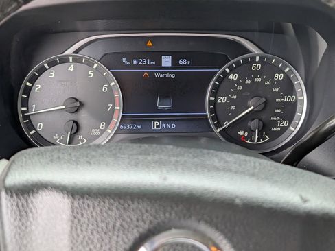 Used 2021 Nissan Titan SV w/ SV Convenience Package RWD image 21