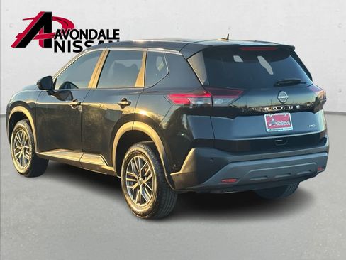 Certified 2023 Nissan Rogue S image 4