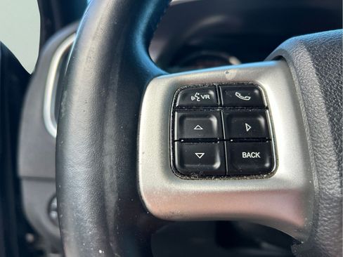 Used 2014 Dodge Charger SXT RWD image 15