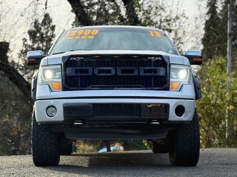 Used 2013 Ford F150 Platinum image 2