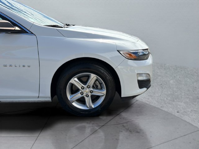 Certified 2023 Chevrolet Malibu LS FWD image 33