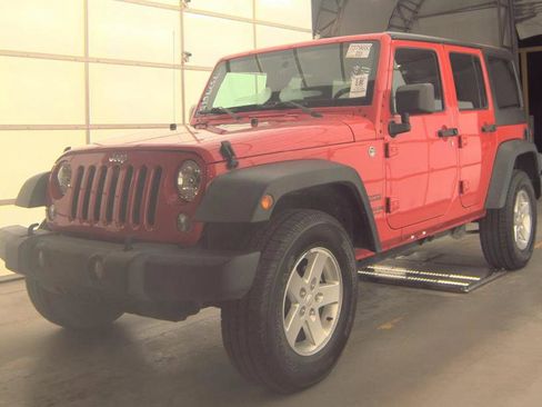 Used 2015 Jeep Wrangler Unlimited Sport w/ Quick Order Package 24S AWD/4WD image 4