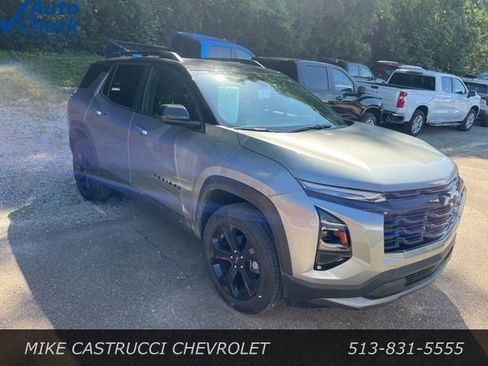 Used 2025 Chevrolet Equinox LT w/ Midnight Edition AWD/4WD image 2