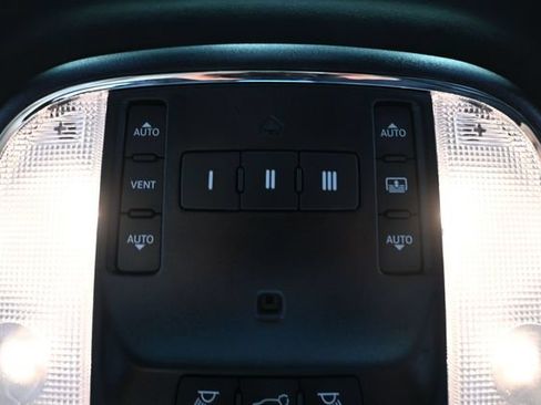 Used 2019 Jeep Grand Cherokee SRT AWD/4WD image 36