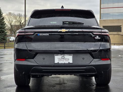New 2026 Chevrolet Equinox EV LT image 11