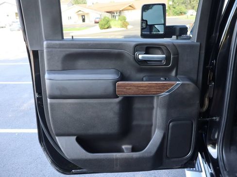 Used 2022 Chevrolet Silverado 3500 High Country w/ Safety Package II AWD/4WD image 24