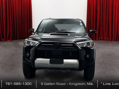 Certified 2023 Toyota 4Runner TRD Off-Road Premium w/ Moonroof Package image 2