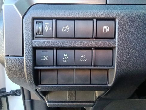 Used 2025 Toyota 4Runner TRD Off-Road image 16