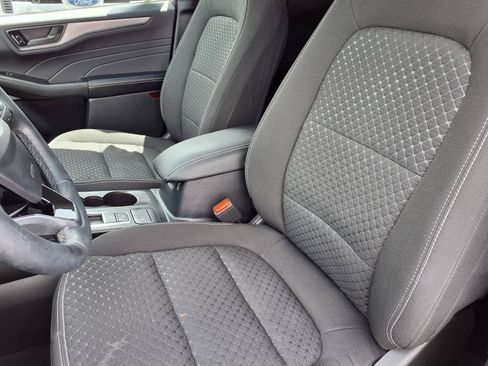 Certified 2023 Ford Escape Active AWD/4WD image 3