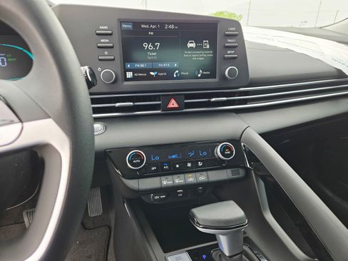 New 2026 Hyundai Elantra Blue FWD image 11