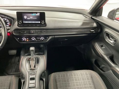 Certified 2025 Honda HR-V Sport image 14