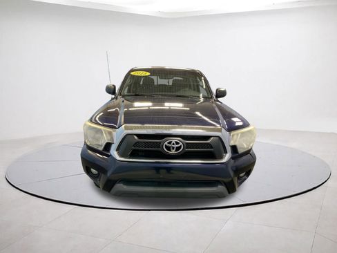 Used 2013 Toyota Tacoma 4x4 Double Cab w/ TRD Off-Road Pkg image 2