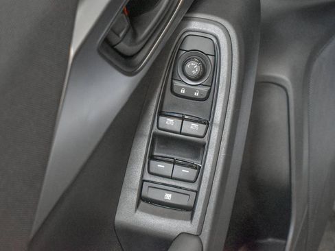 Certified 2025 Subaru Impreza 2.0i image 19