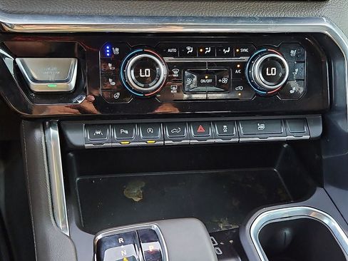 Used 2024 GMC Sierra 1500 Denali RWD image 25