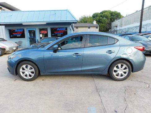 Used 2015 MAZDA MAZDA3 i Sport image 4