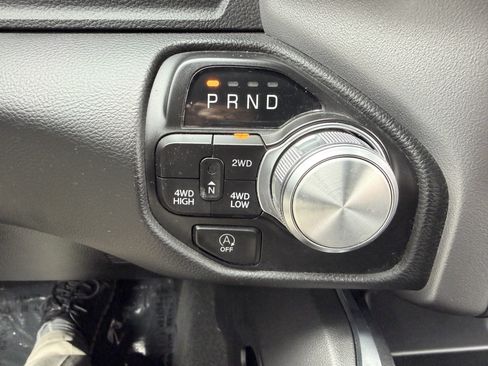 Used 2024 RAM 1500 Laramie AWD/4WD image 37