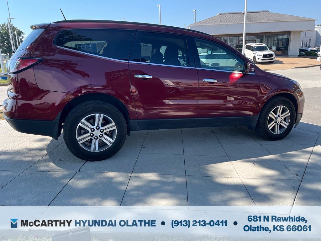 Used 2016 Chevrolet Traverse LT AWD/4WD image 10