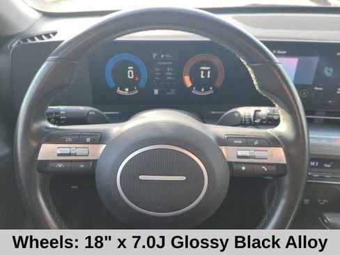 Used 2024 Hyundai Kona SEL FWD image 12