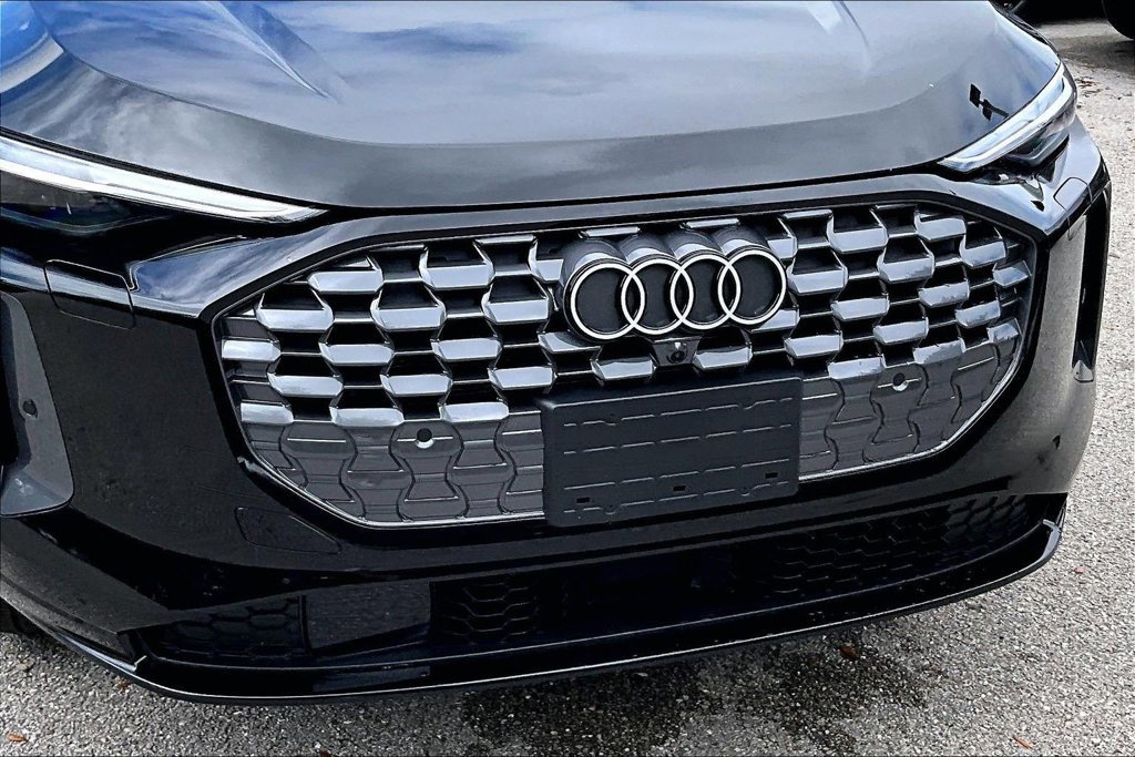 New 2026 Audi Q5 Premium Plus AWD/4WD image 11