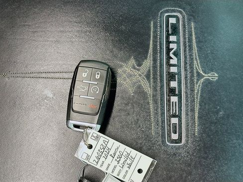 Used 2024 RAM 3500 Limited image 35