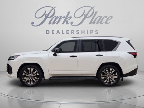 New 2026 Lexus LX 700h Luxury AWD/4WD image 2