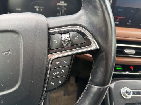 Used 2022 Lincoln Nautilus Reserve AWD/4WD image 24