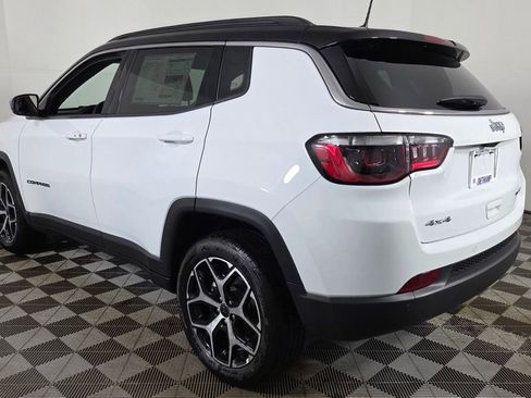 New 2026 Jeep Compass Limited image 5