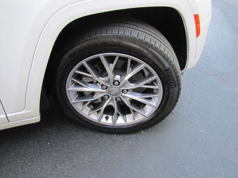 Used 2022 Jeep Grand Cherokee Summit w/ Advanced Protech Group IV image 34