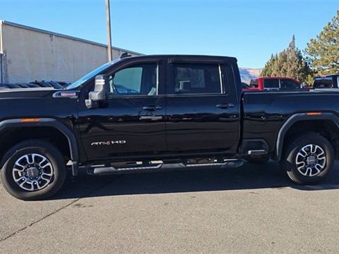 Used 2022 GMC Sierra 2500 AT4 w/ Gooseneck/5TH Wheel Package image 5