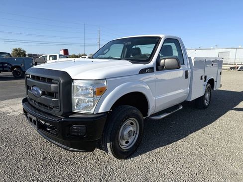 Used 2015 Ford F250 XL image 2