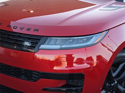 New 2026 Land Rover Range Rover Sport Dynamic SE image 18