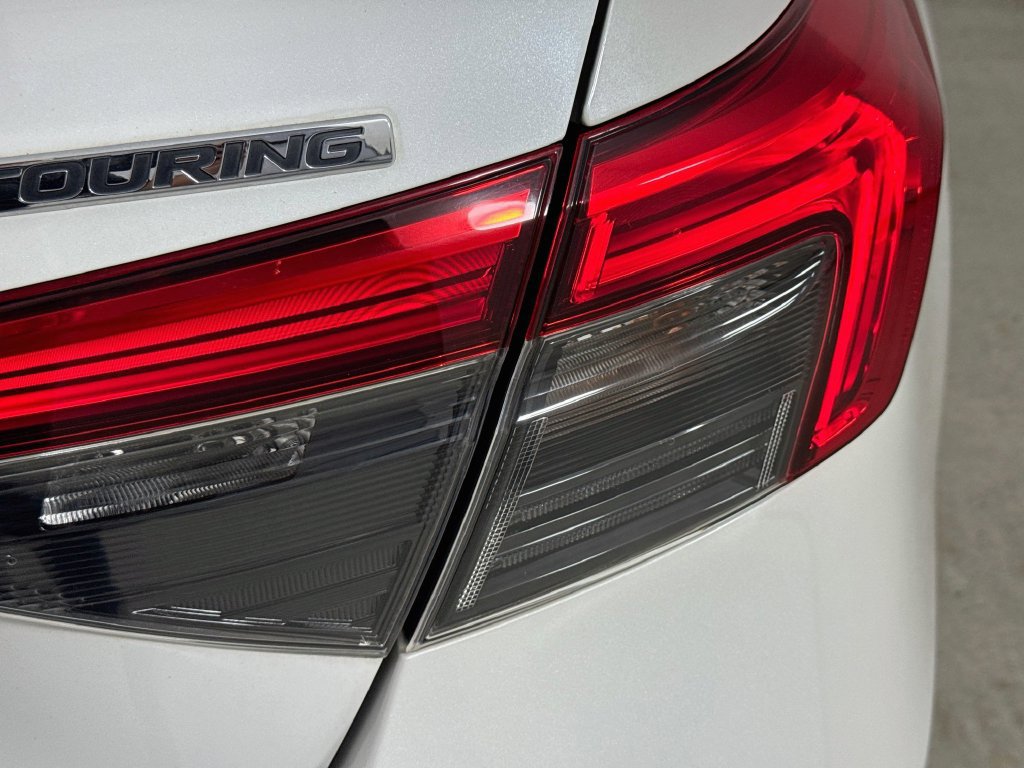Used 2022 Honda Civic Touring image 35