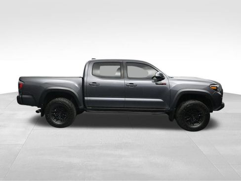 Used 2020 Toyota Tacoma TRD Pro AWD/4WD image 6