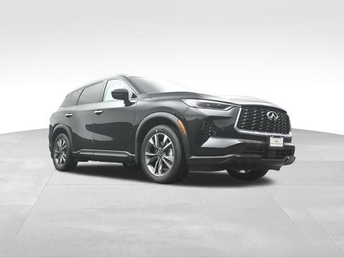 Certified 2025 INFINITI QX60 Luxe image 39