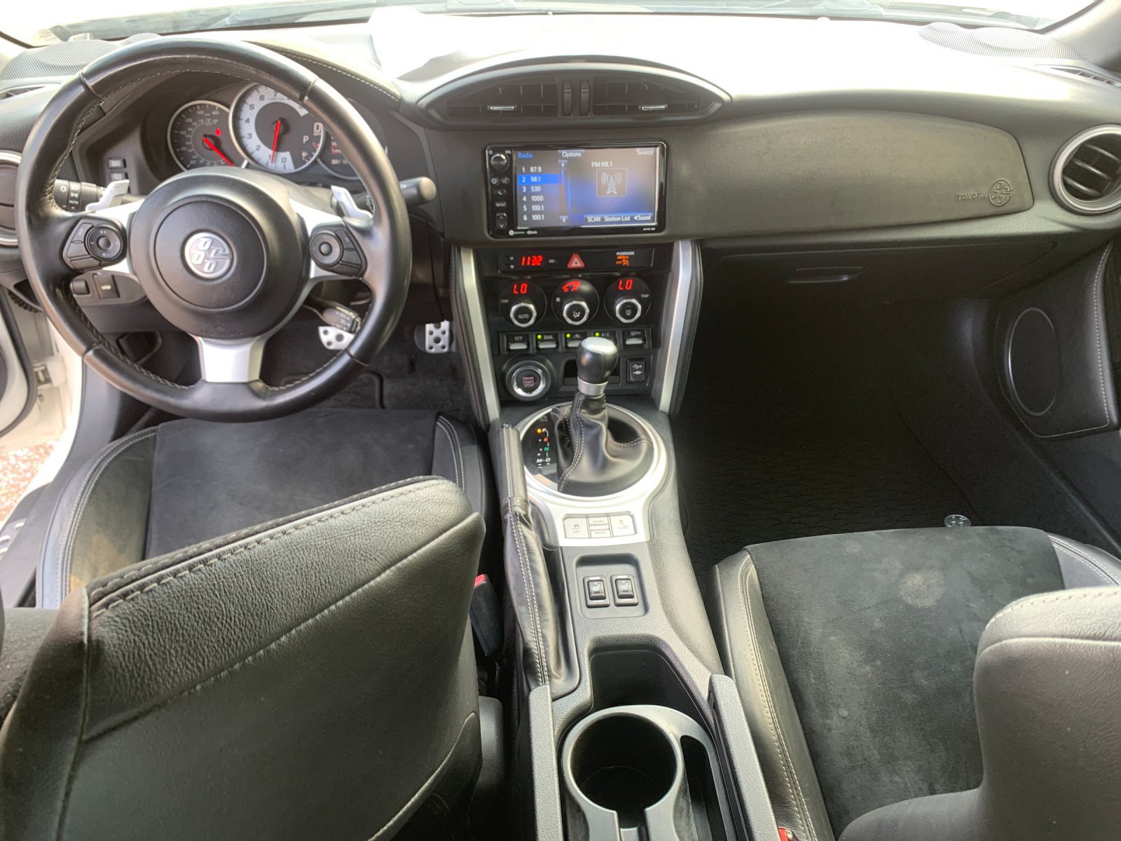 Used 2018 Toyota 86 RWD image 16