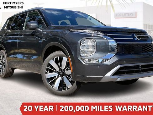 New 2026 Mitsubishi Outlander SEL image 1