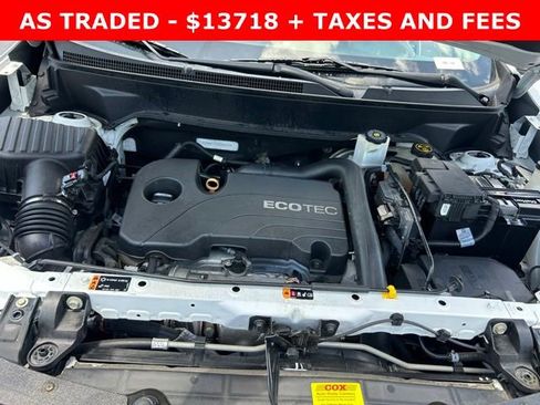 Used 2018 Chevrolet Equinox LS FWD image 11