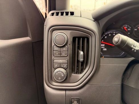 Used 2023 Chevrolet Silverado 1500 Custom image 19
