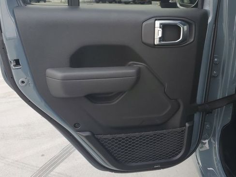 New 2026 Jeep Gladiator Sport image 15