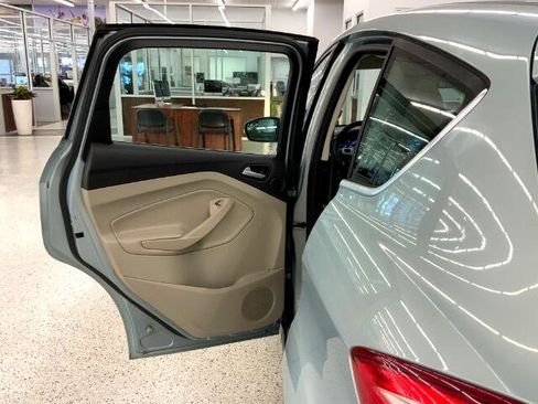 Used 2013 Ford C-MAX SEL image 32