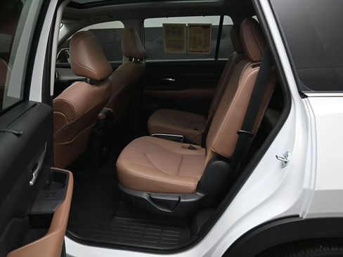 Certified 2026 Toyota Grand Highlander AWD image 30