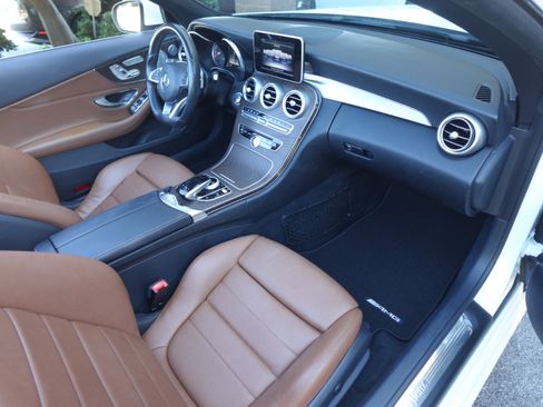 Used 2018 Mercedes-Benz C 300 Cabriolet image 11