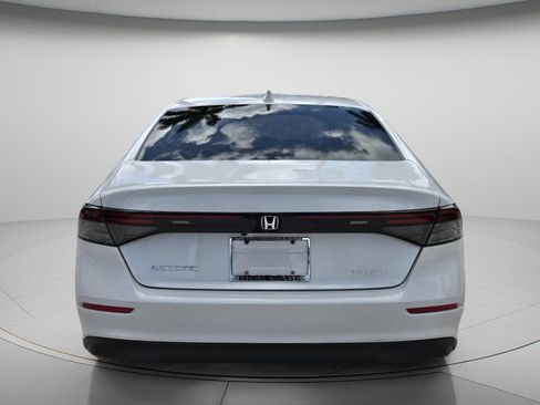 Used 2025 Honda Accord LX image 5