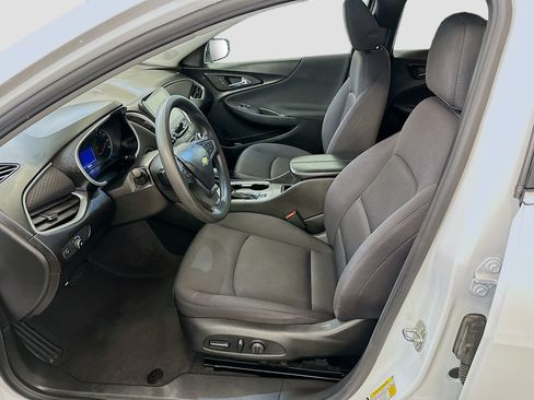Used 2024 Chevrolet Malibu LT FWD image 13
