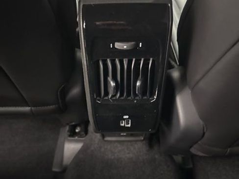 New 2026 Jeep Compass Latitude image 8