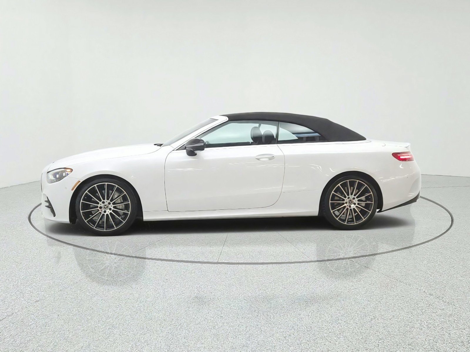 Used 2023 Mercedes-Benz E 450 Cabriolet image 8